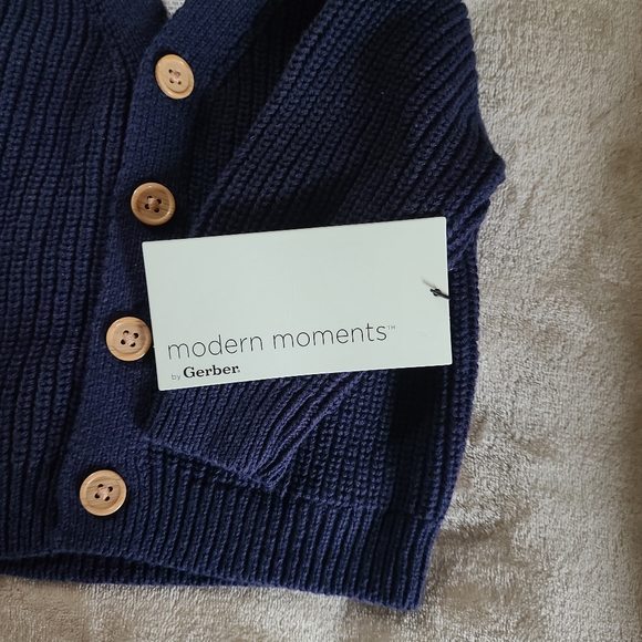 NWT Gerber sweater & pants set - Picture 4 of 6